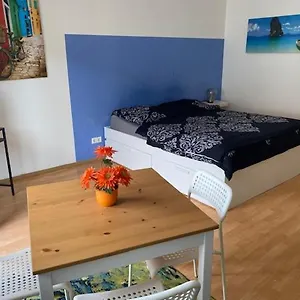  Apartment Vida Real Estate